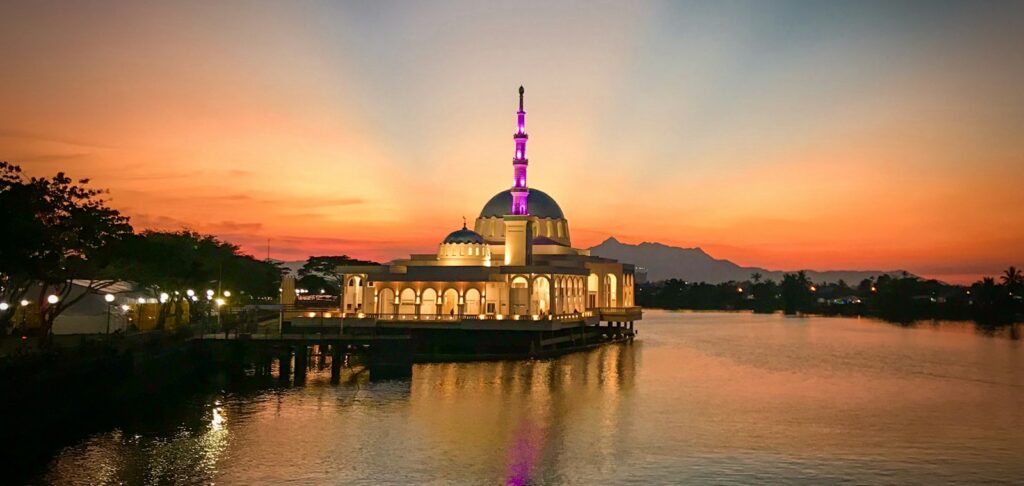 gold mosque ]